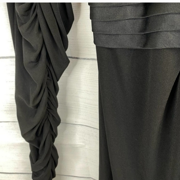 Sue Wong Long Sleeves Open Back Black Mini Cocoktail Dress - Picture 10 of 15